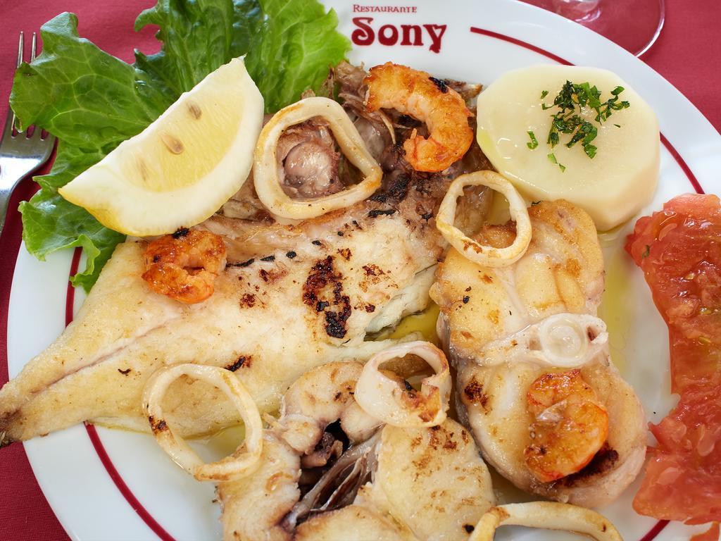 Pension Restaurante Sony Melide Kültér fotó